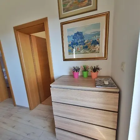 Apartmani Latin Jezera Exterior photo