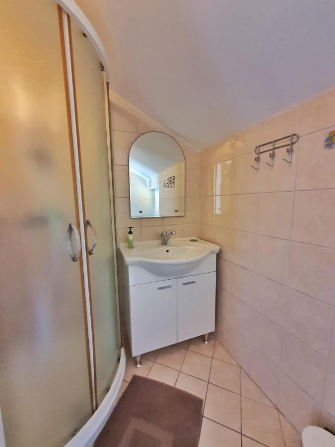 Apartment Latin Jezera
